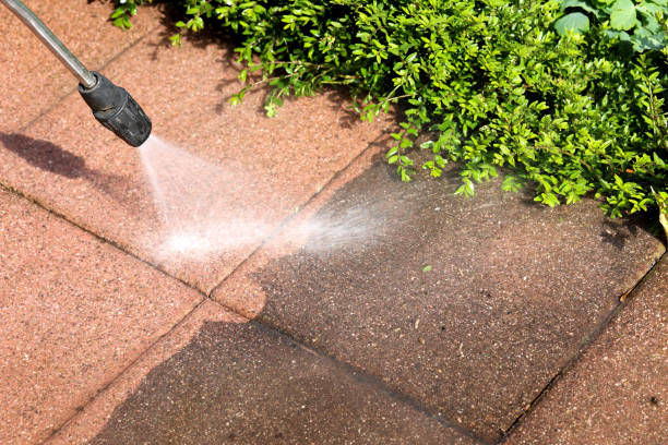 Why Choose Our Certified Pressure Washing Experts for Your Project Needs in Manhattan, IL?